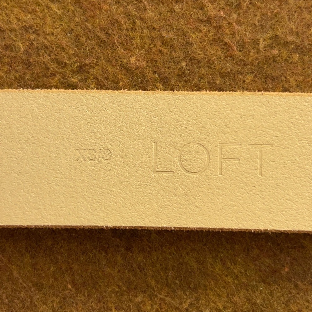 LOFT Womens XS/S Beige Whipstitch Leather Belt New - Picture 3 of 9